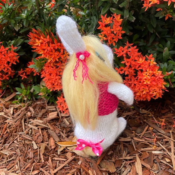Hand crafted Barbie knit and needle felted Barbiecore bunny artisan 1 of a kind - Picture 5 of 16